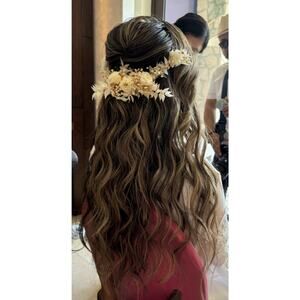 White Dried Floral Hair Vine